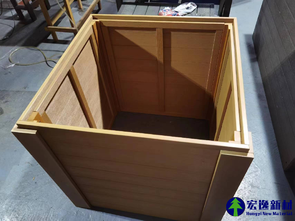 Rectangular flower box (teak color)