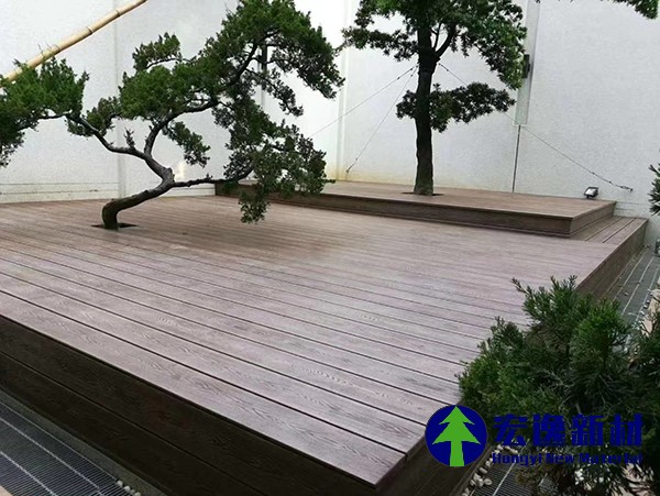 Outdoor plastic wood flooring and landscaping engineering